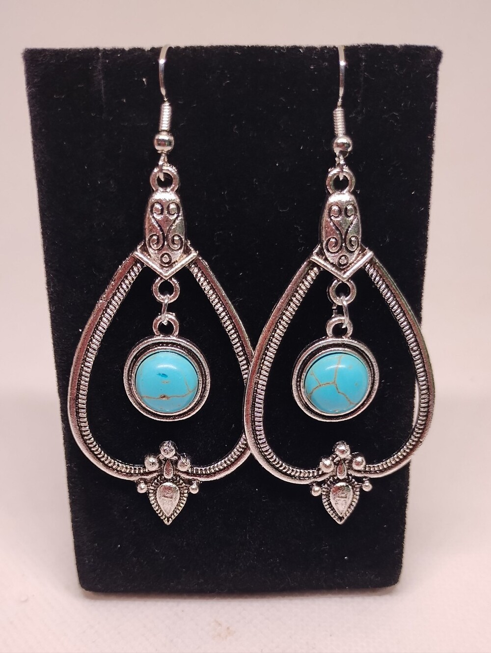 Turquoise Drop Dangleβ Earrings - Silver Tone Women's Jewelry G23